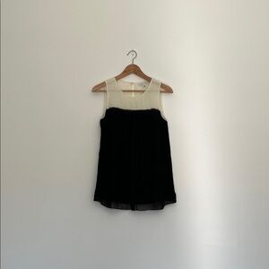 banana republic silk pleated sleeveless top, size xs